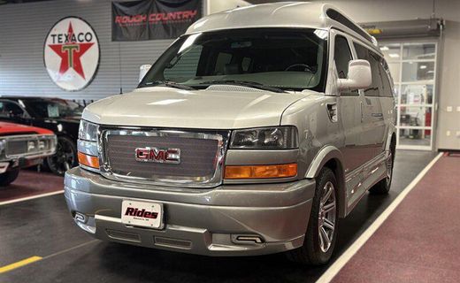 2017 GMC Savana 2500