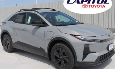 2026 Toyota C-HR SE