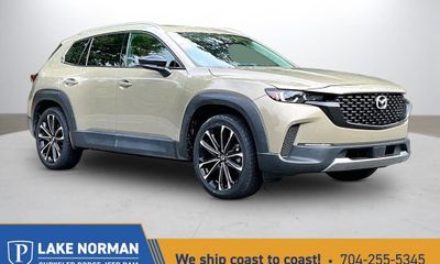 2024 Mazda CX-50 Premium Package