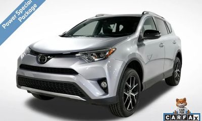 2017 Toyota RAV4 SE