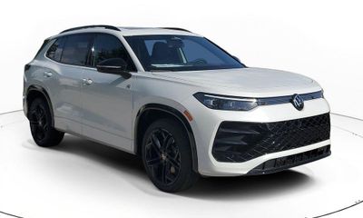 2026 Volkswagen Tiguan 4Motion SE R