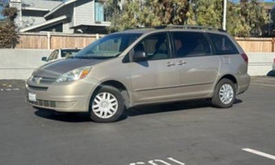 2005 Toyota Sienna LE