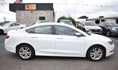 2017 Chrysler 200 Limited
