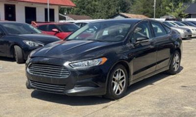 2013 Ford Fusion SE