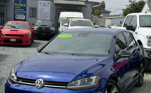 2016 Volkswagen Golf R Base