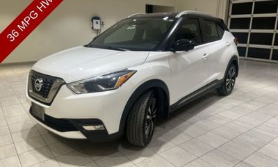 2019 Nissan Kicks S