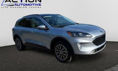 2022 Ford Escape SEL Phev