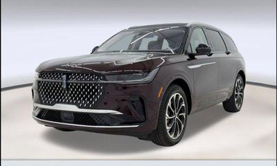 2025 Lincoln Nautilus Reserve