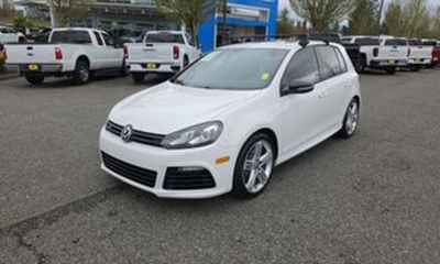 2013 Volkswagen Golf R 4 Door W