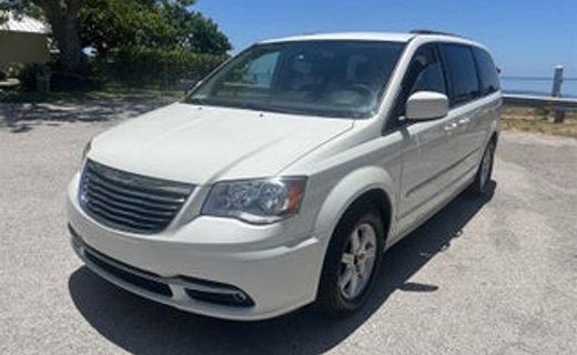2012 Chrysler Town AND Country Touring