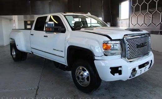 2017 GMC Sierra Denali