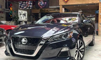 2022 Nissan Altima SV
