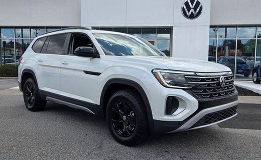 2026 Volkswagen Atlas 4MOTION Peak Edition