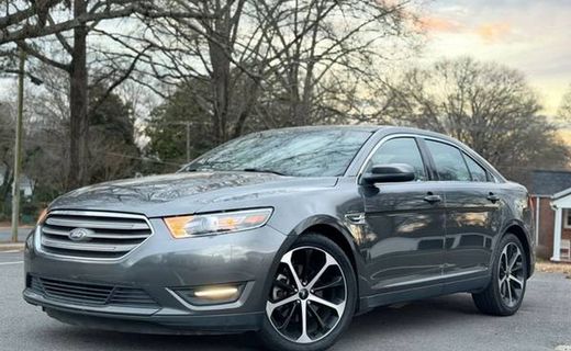 2016 Ford Taurus SEL