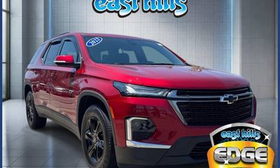 2023 Chevrolet Traverse LT
