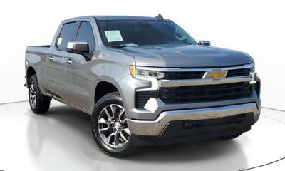 2023 Chevrolet Silverado LT