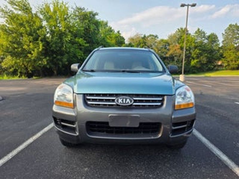 2007 Kia Sportage — a typically priced live listing