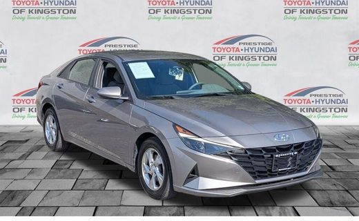 2022 Hyundai Elantra SE