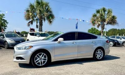 2014 Ford Fusion SE
