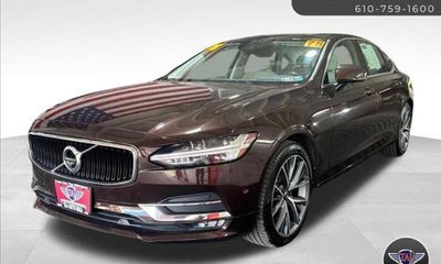 2018 Volvo S90 Momentum