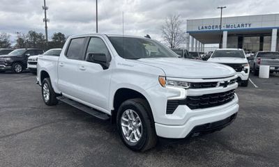 2024 Chevrolet Silverado RST