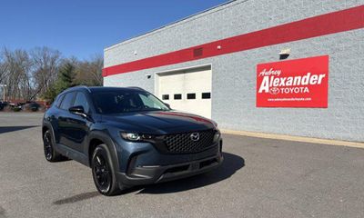 2025 Mazda CX-50 Premium