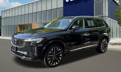 2026 Volvo XC90 Ultra Bright