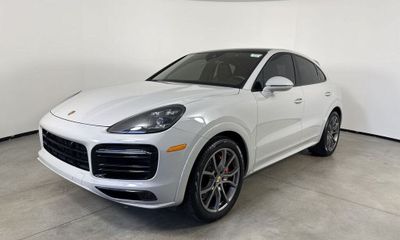 2023 Porsche Cayenne GTS Coupe