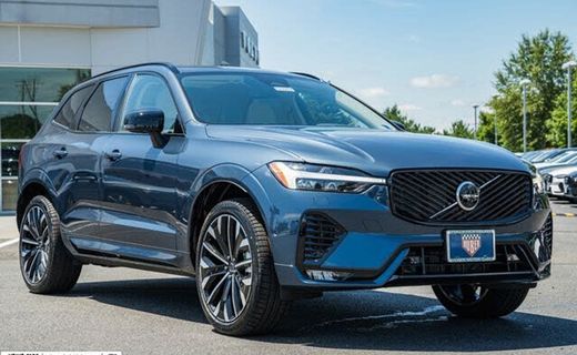 2026 Volvo XC60 Ultra Dark