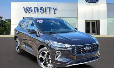 2024 Ford Escape ST Line Select