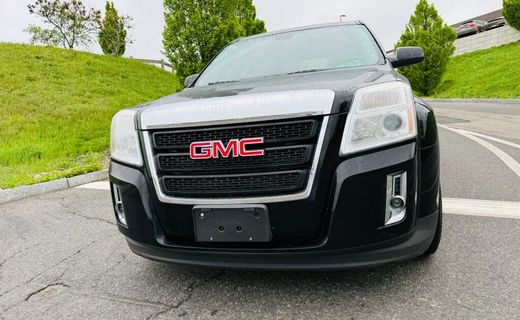2010 GMC Terrain SLE 1