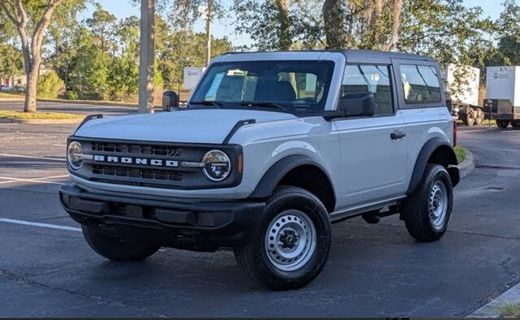2026 Ford Bronco Base
