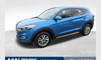 2017 Hyundai Tucson SE Popular Equipment