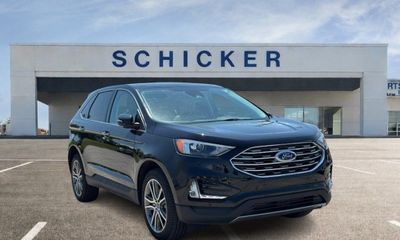 2024 Ford Edge Titanium