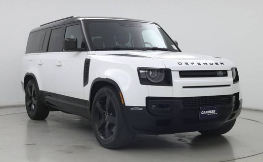 2023 Land Rover Defender 130 SE