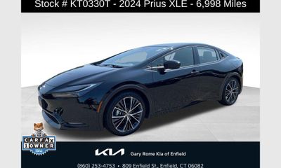 2024 Toyota Prius XLE