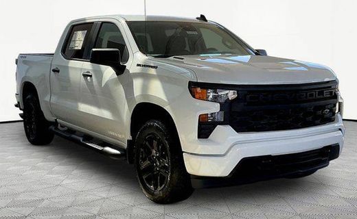2026 Chevrolet Silverado Custom