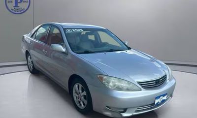 2005 Toyota Camry XLE V6