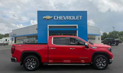 2024 GMC Sierra SLE