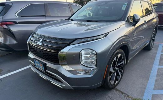 2023 Mitsubishi Outlander