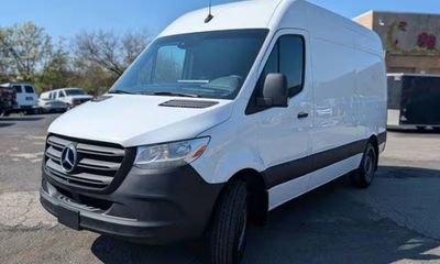 2020 Mercedes-Benz Sprinter 907 VS30