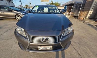2013 Lexus ES 300H
