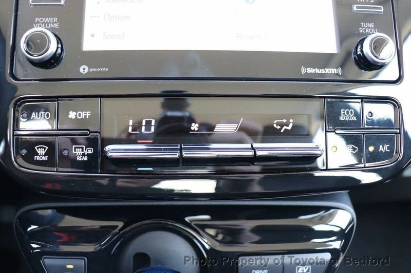 2022 Toyota Prius — a typically priced live listing