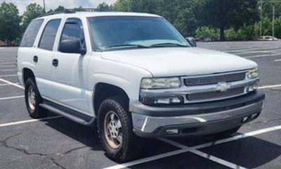 2002 Chevrolet Tahoe LS