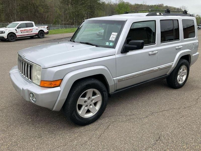 2010 Jeep Commander — a typically priced live listing