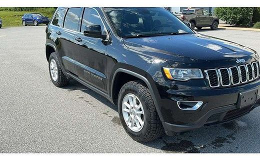 2020 Jeep Grand Cherokee Laredo