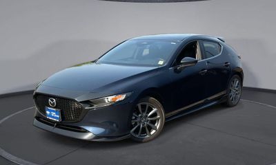 2024 Mazda MAZDA3 Preferred Package