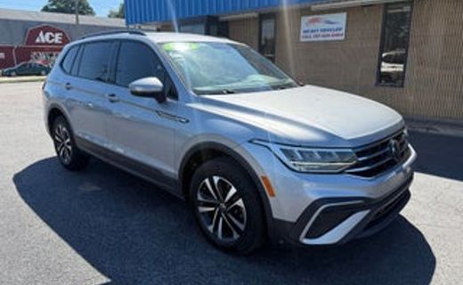 2023 Volkswagen Tiguan SE