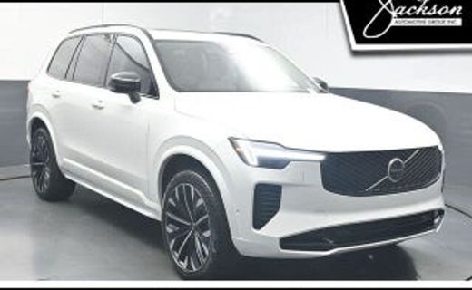 2026 Volvo XC90 Ultra Dark