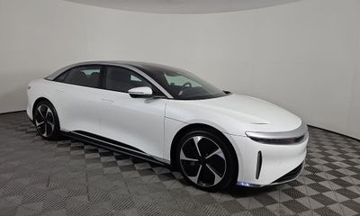 2024 Lucid AIR Touring